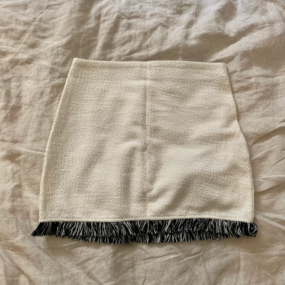 Zara Skirt | Zara Trafaluc Fringe White Tweed Mini Skirt